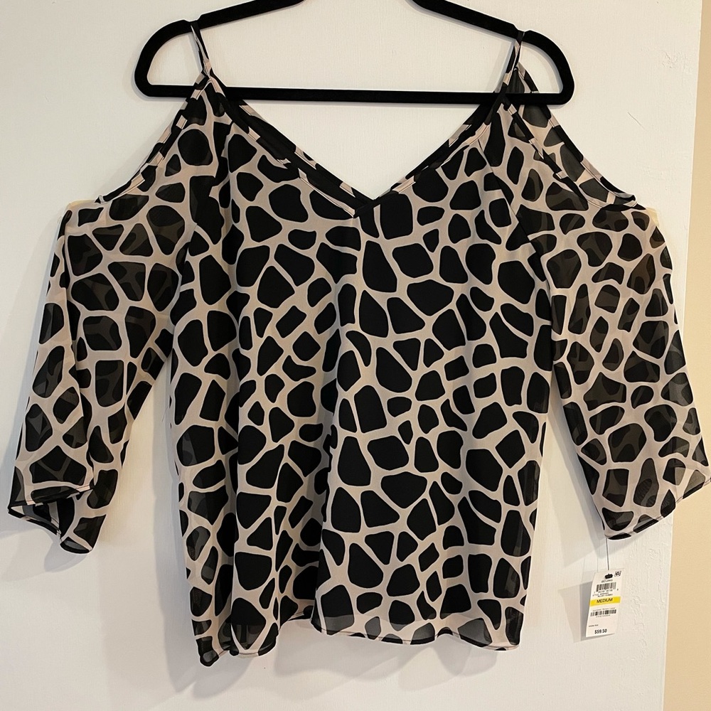Bar III Woman’s top